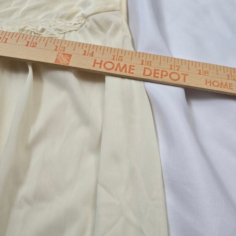 Vintage Vanity Fair Cream Slip Dress Nightgown Loungewear Romantic Feminine S - Picture 7 of 10